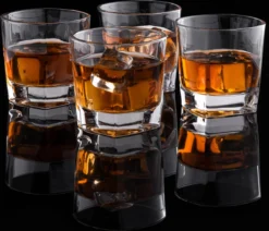 Alternative view of VDN Donella Whiskey Glazen Set Handgeblazen - 4 Whiskeyglazen – Tumbler - Loodvrij Kristal Glas