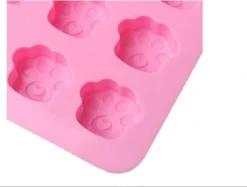 Alternative view of Akyol - Siliconen Vorm Pootjes - Ijsblokjesvorm, Chocolade Vorm Honden Poot Mal 16 Delig Epoxy Mallen Flexibel Kunsstof Epoxy Mold Gietmal Zeep Siliconen Mallen Chocolade Mal