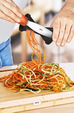 GEFU Spirelli Spiraalsnijder - Zwart -Thuiskeuken 789x1200